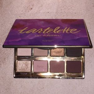 TARTELETTE IN BLOOM EYESHADOW PALETTE